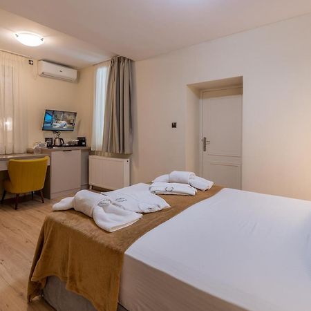 Plaka Arch Suites Athen Eksteriør billede